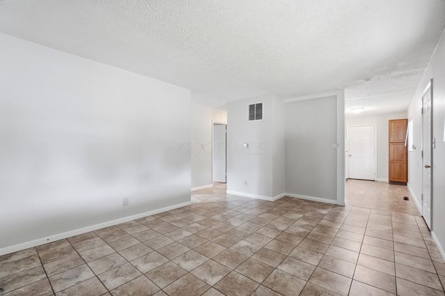 1286 Southfield Drive S, Columbus, OH 43207