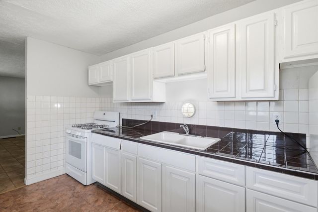 1286 Southfield Drive S, Columbus, OH 43207