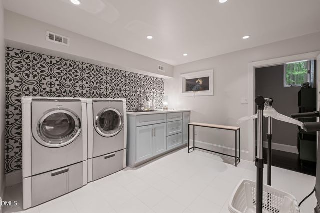 1401 Old Trinity Circle, Raleigh, NC 27607