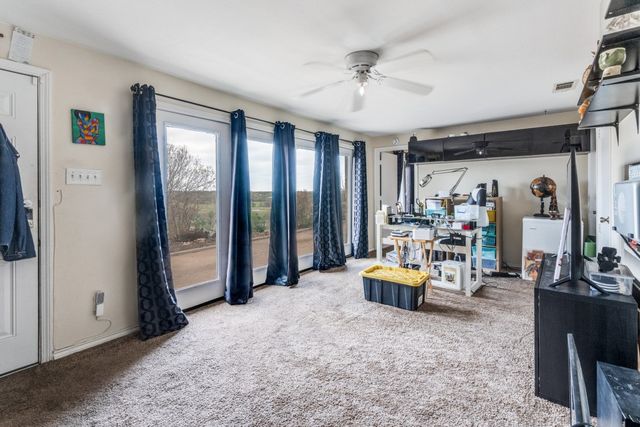 1801 Old Oak Drive, Arlington, TX 76012