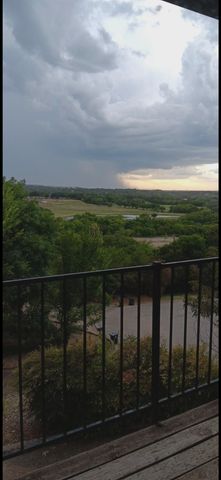 1801 Old Oak Drive, Arlington, TX 76012