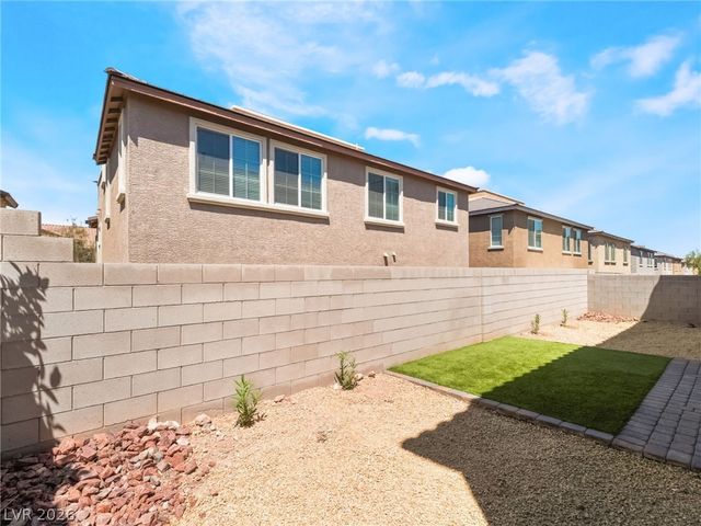 1350 Bear Brook Avenue, Henderson, NV 89074