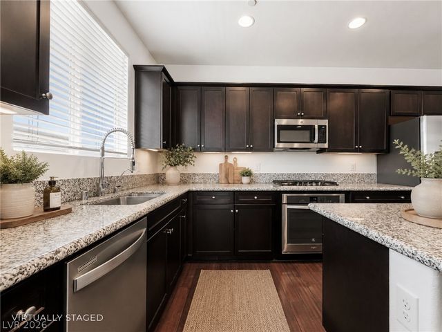 1350 Bear Brook Avenue, Henderson, NV 89074