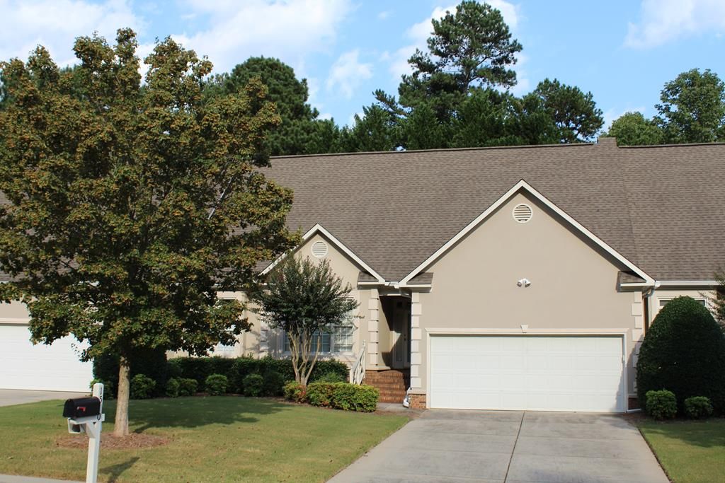 1510 Thornebrooke Circle, Dalton, GA 30720