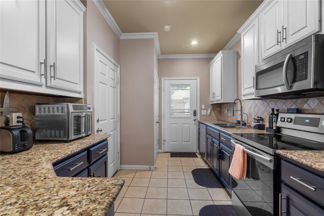 172 High School Drive, Lewisville, TX 75057
