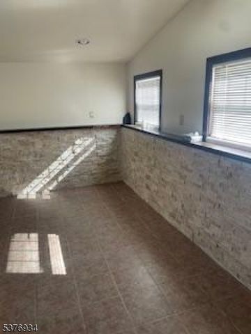 59 Minna St, Rahway City, NJ 07065