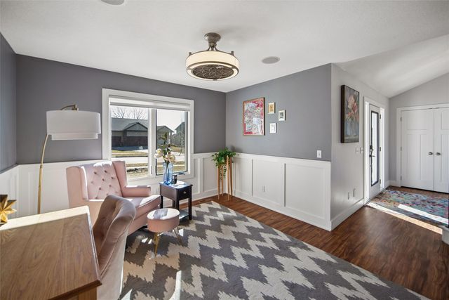 4204 159th Street, Urbandale, IA 50323