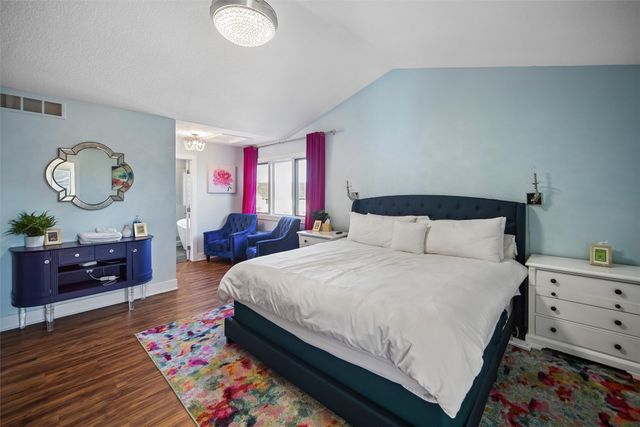 4204 159th Street, Urbandale, IA 50323