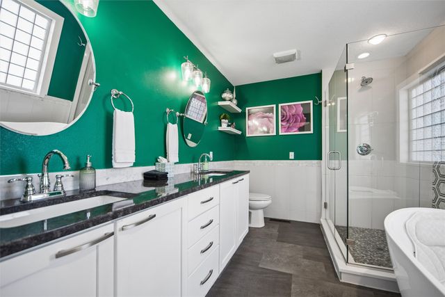 4204 159th Street, Urbandale, IA 50323