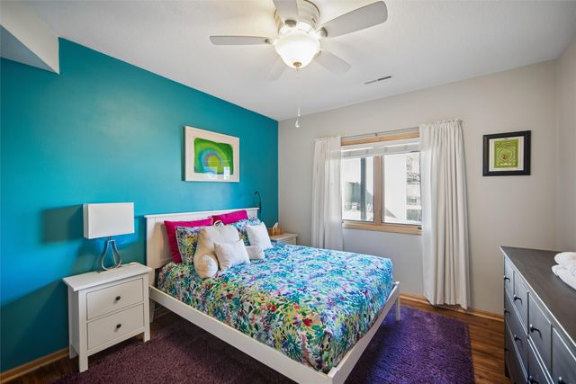 4204 159th Street, Urbandale, IA 50323