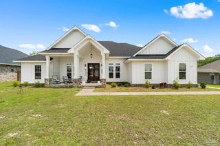 2420 Okatie Ln, Cantonment, FL 32533