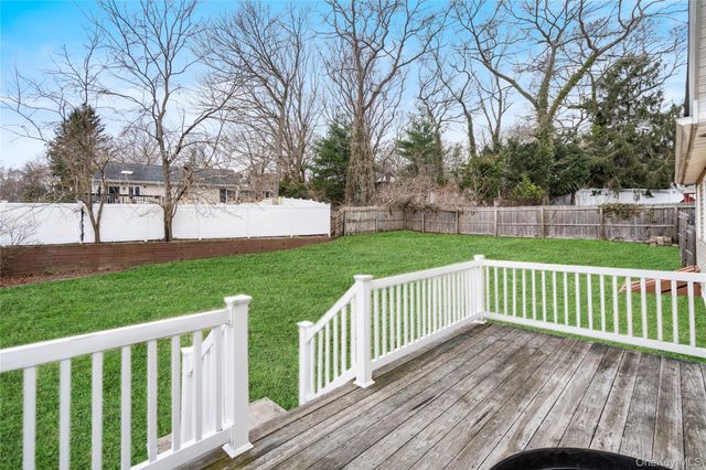 52 Hewlett Drive, Sound Beach, NY 11789
