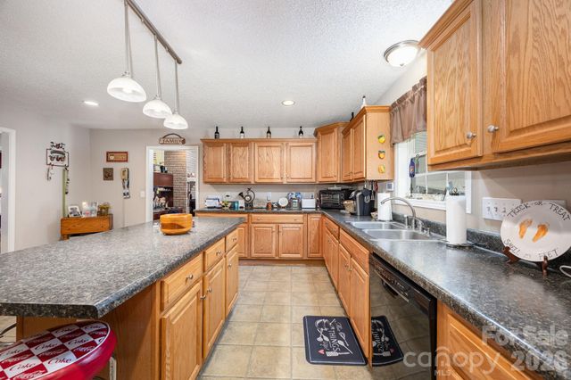 715 Candlewick Drive, Salisbury, NC 28147