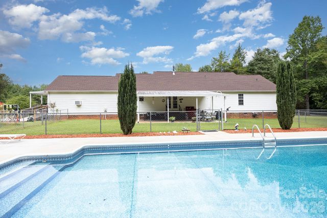 715 Candlewick Drive, Salisbury, NC 28147