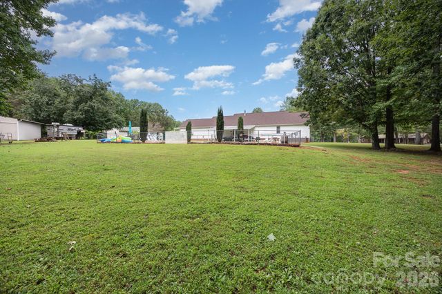 715 Candlewick Drive, Salisbury, NC 28147