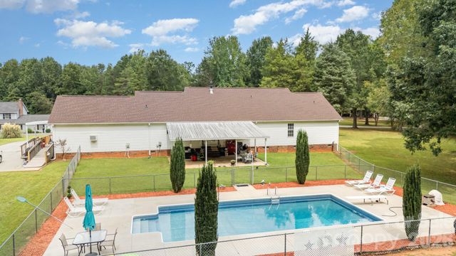715 Candlewick Drive, Salisbury, NC 28147