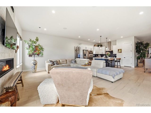 1756 Barefoot Dr, Windsor, CO 80550