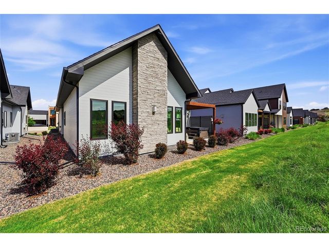 1756 Barefoot Dr, Windsor, CO 80550