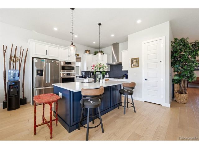 1756 Barefoot Dr, Windsor, CO 80550