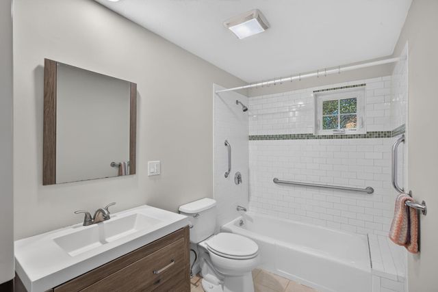35 Ashumet Road 10A, Mashpee, MA 02649