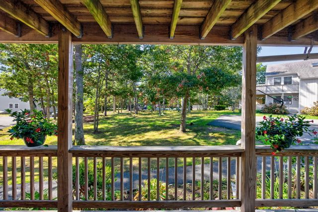 35 Ashumet Road 10A, Mashpee, MA 02649