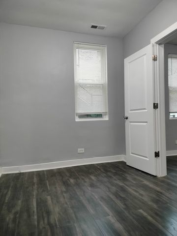 4802 S Winchester Avenue 4802-W, Chicago, IL 60609