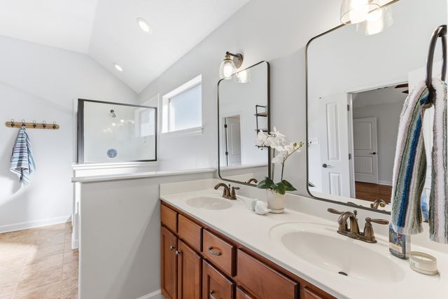 335 SEAWOOD DR, Oakland, TN 38060