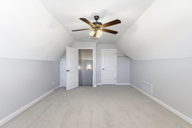 335 SEAWOOD DR, Oakland, TN 38060