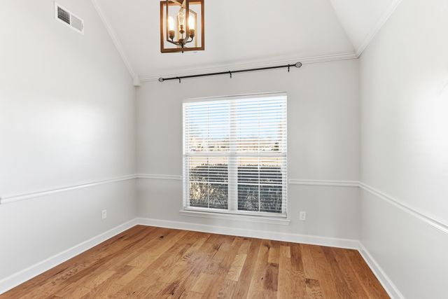 335 SEAWOOD DR, Oakland, TN 38060