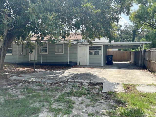 2101 E ELLICOTT STREET, Tampa, FL 33610