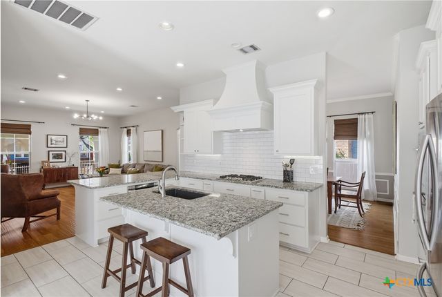 2224 Cotton Blvd., New Braunfels, TX 78130