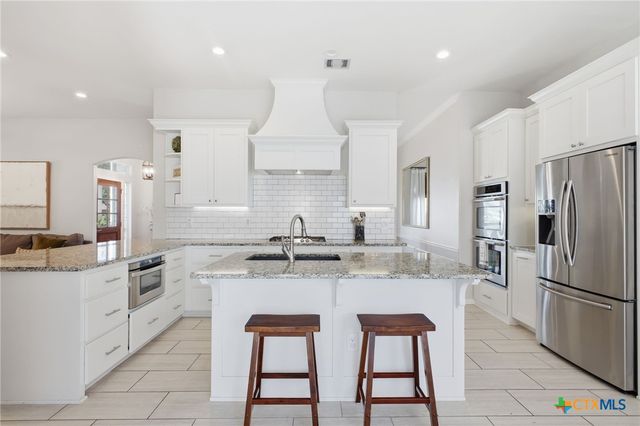 2224 Cotton Blvd., New Braunfels, TX 78130