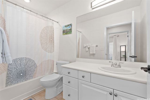 92-1222 Olani Street 76-2, Kapolei, HI 96707
