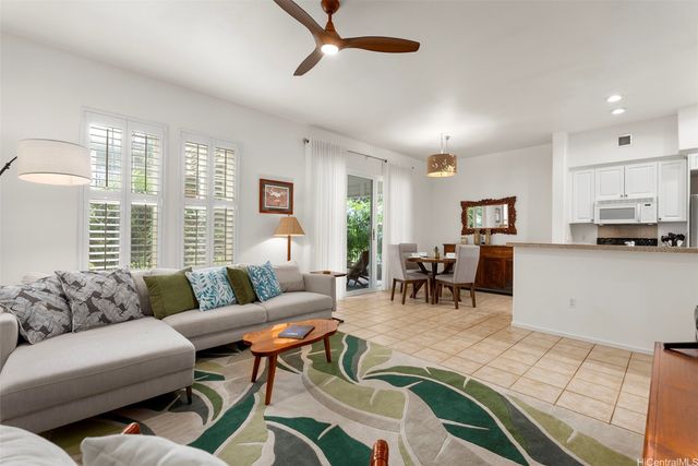 92-1222 Olani Street 76-2, Kapolei, HI 96707