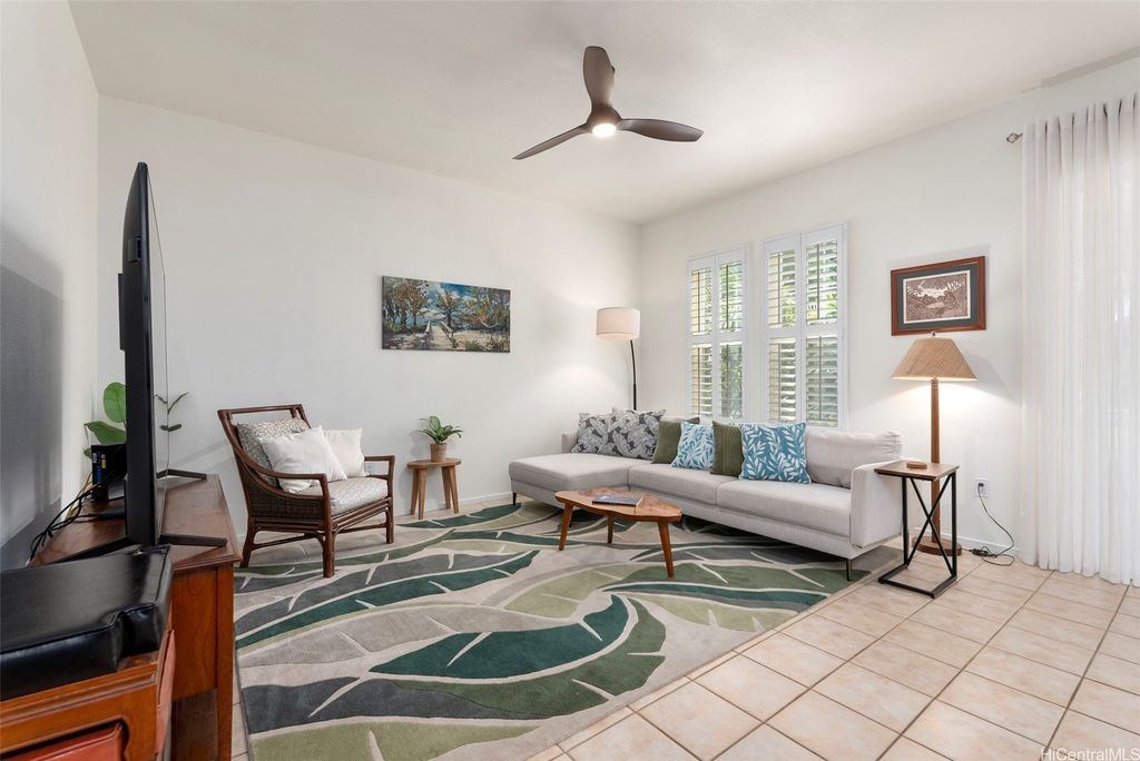 92-1222 Olani Street 76-2, Kapolei, HI 96707