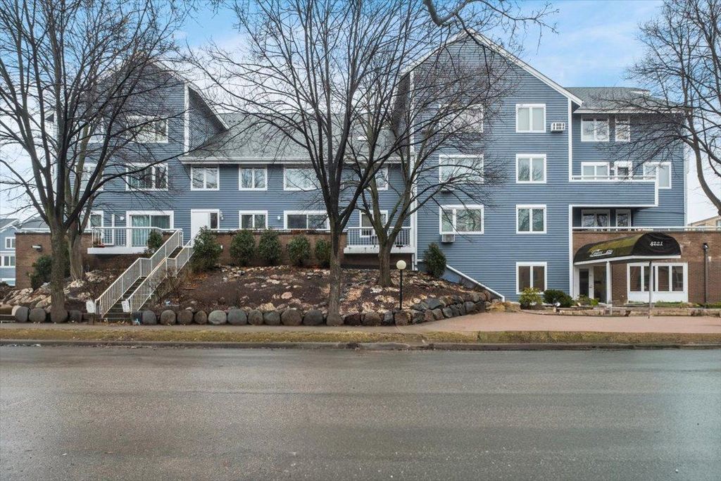 4221 Upton Avenue S 106, Minneapolis, MN 55410