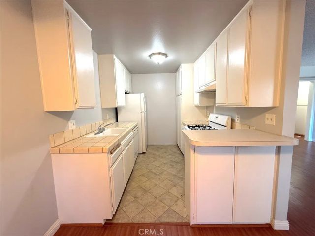 6655 W 86th Place 103, Los Angeles, CA 90045