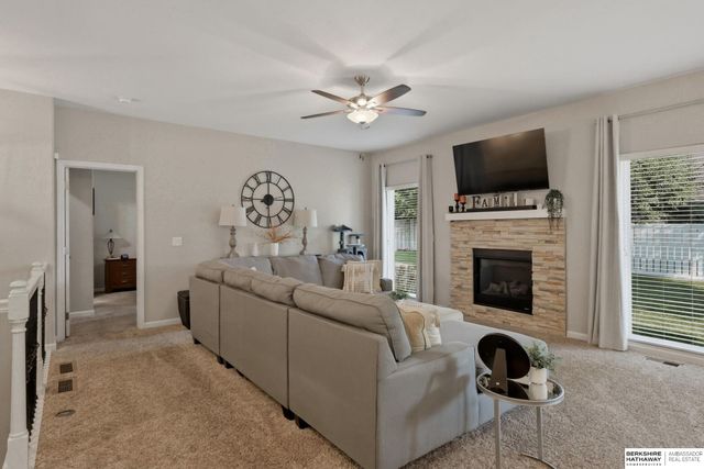 16907 Greenfield Street, Omaha, NE 68136