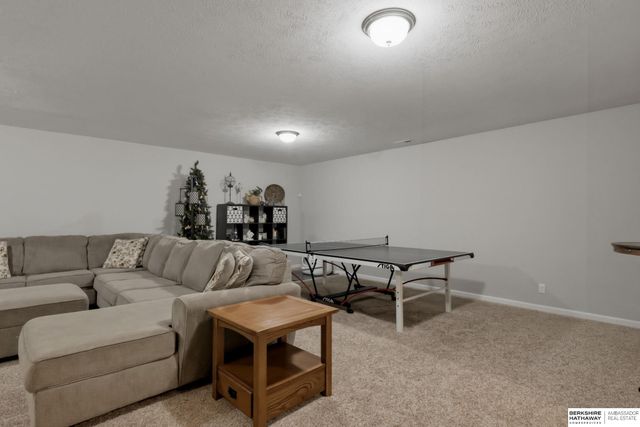 16907 Greenfield Street, Omaha, NE 68136
