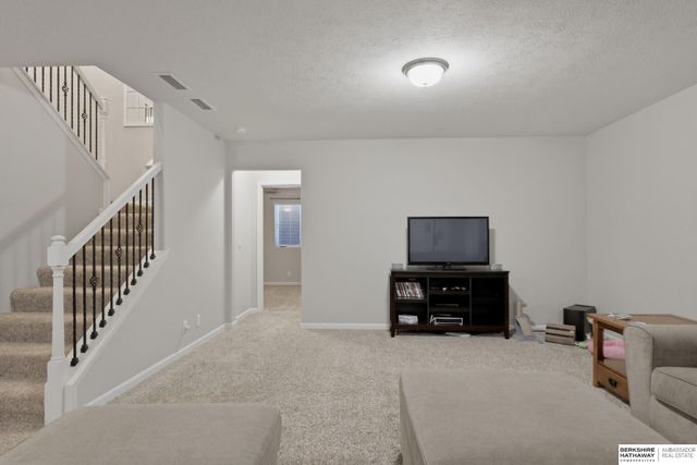 16907 Greenfield Street, Omaha, NE 68136