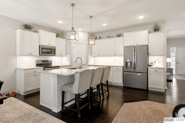 16907 Greenfield Street, Omaha, NE 68136