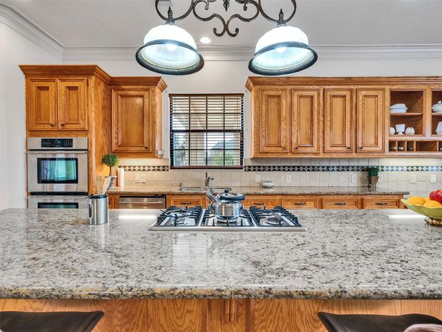 6914 Sandwedge Point Court, Spring, TX 77389