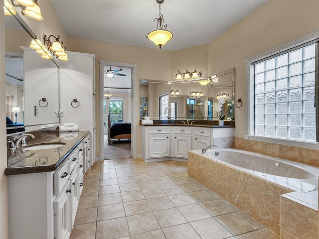 6914 Sandwedge Point Court, Spring, TX 77389