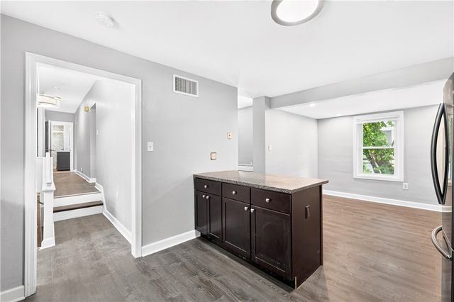 73 S 14th St, South Side, PA 15203
