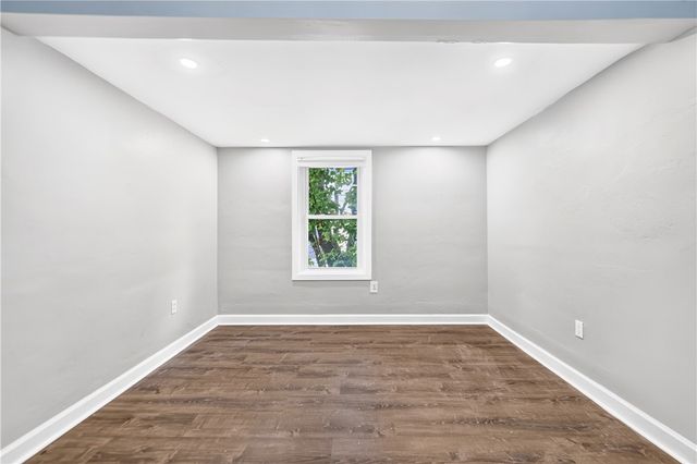 73 S 14th St, South Side, PA 15203