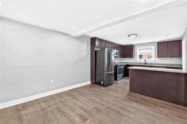 73 S 14th St, South Side, PA 15203