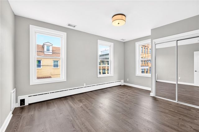 73 S 14th St, South Side, PA 15203