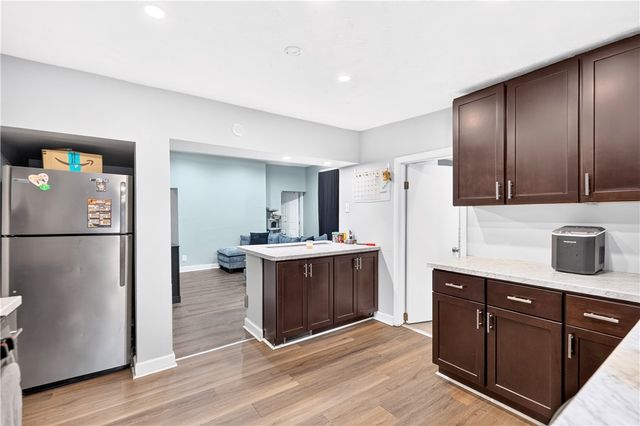 73 S 14th St, South Side, PA 15203