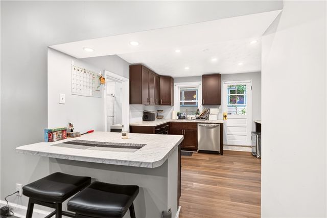 73 S 14th St, South Side, PA 15203
