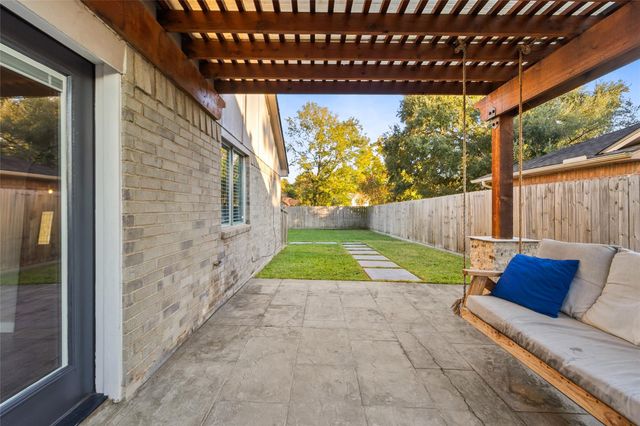 9919 Loch Dane Drive, Houston, TX 77070